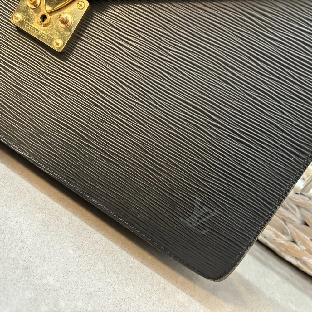 LAST CHANCE Louis Vuitton Black Epi Leather Briefcase with Gold Hardware